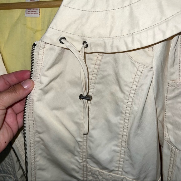 Sundance utility hooded Full Zip Long Jacket Butter Cream Yellow Size Medium. - Picture 3 of 16